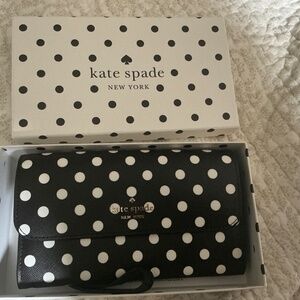 Unused Kate Spade Cheers  Charming Dot Flap Large Wristlet Wallet